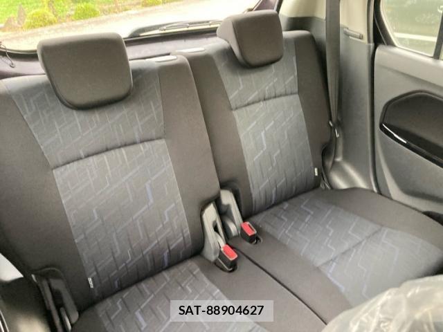 Suzuki WAGON R 2015-08 8102816-18