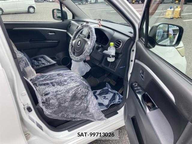 Suzuki WAGON R 2011-11 8102819-7