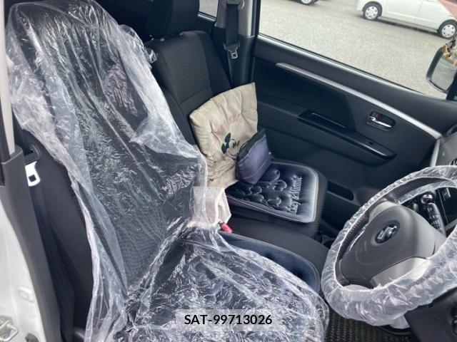 Suzuki WAGON R 2011-11 8102819-8
