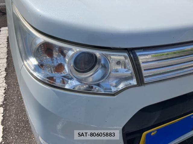 Suzuki WAGON R 2013-12 8102838-2