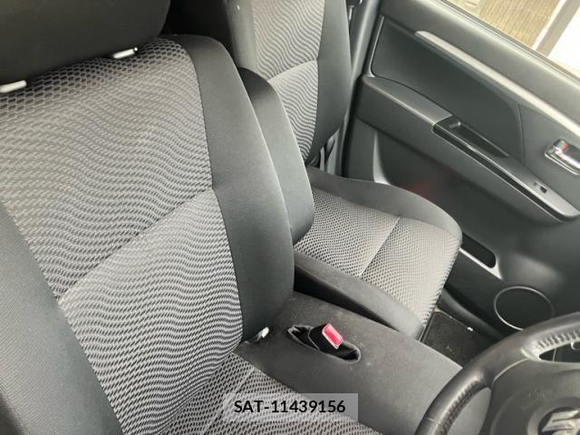Suzuki WAGON R 2011-07 8102836-12