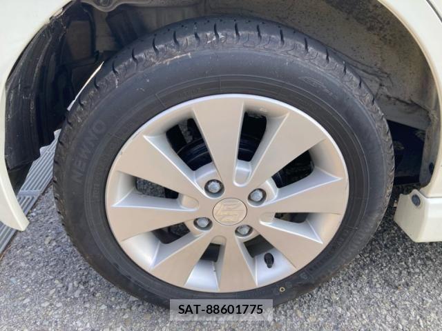 Suzuki WAGON R 2009-07 8102839-15