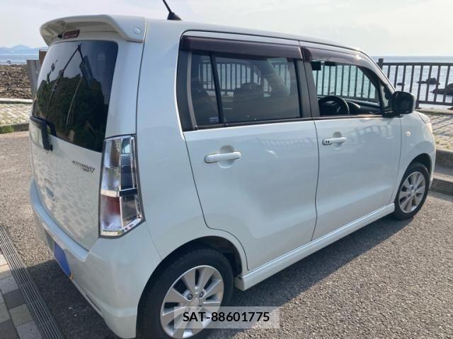 Suzuki WAGON R 2009-07 8102839-1