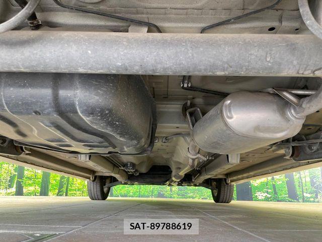 Suzuki WAGON R 2013-07 8102812-18