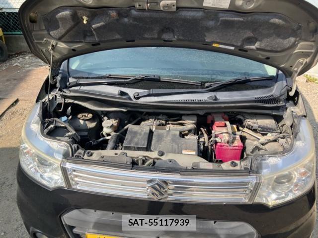 Suzuki WAGON R 2013-06 8102821-18