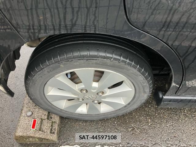 Suzuki WAGON R 2009-10 8102834-8