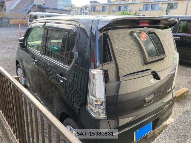 Suzuki WAGON R 2013-09 8102818-2