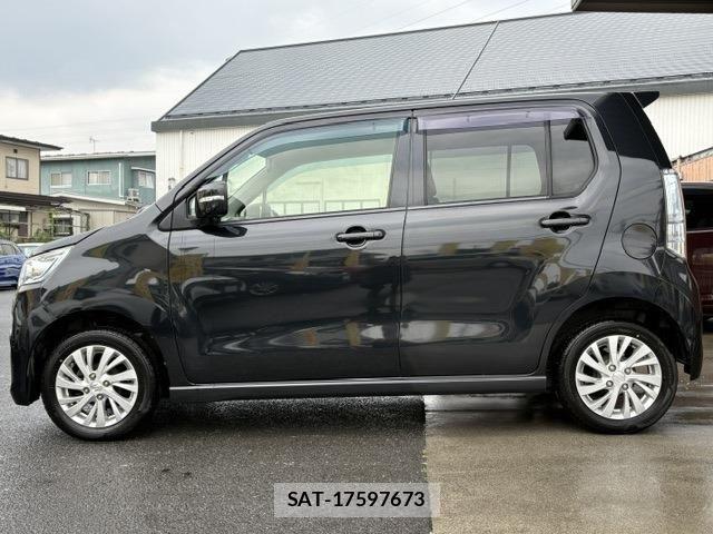 Suzuki WAGON R 2015-07 8133103-7