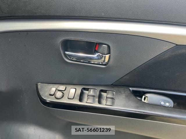 Suzuki WAGON R 2011-03 8159557-8