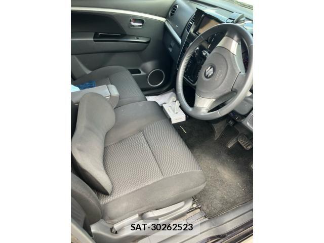 Suzuki WAGON R 2010-12 8211098-15