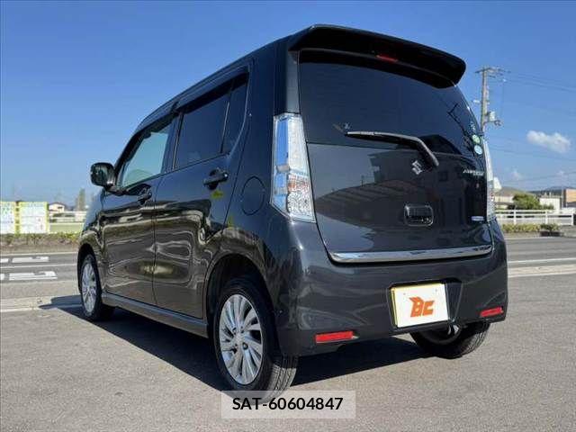 Suzuki WAGON R 2016-03 8211090-12