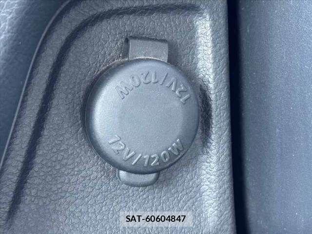 Suzuki WAGON R 2016-03 8211090-25