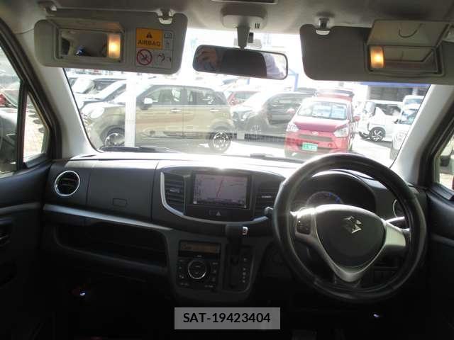 Suzuki WAGON R 2014-01 8211091-12