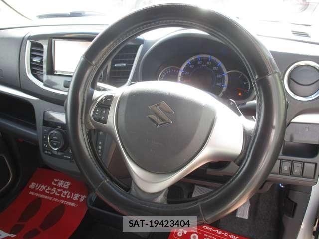 Suzuki WAGON R 2014-01 8211091-13