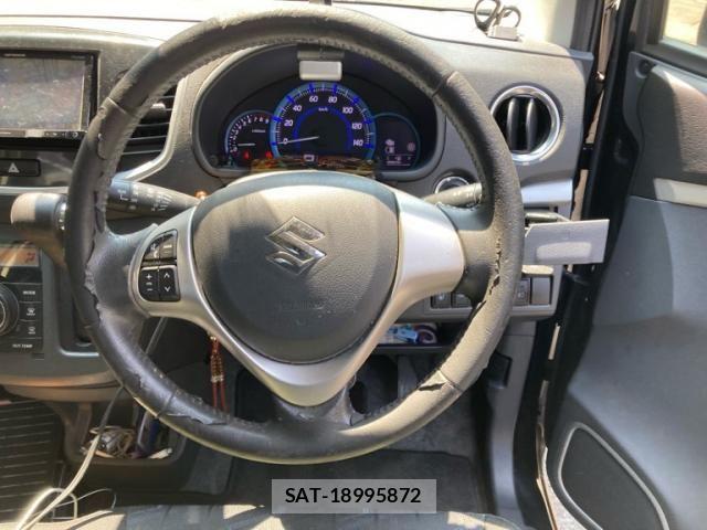 Suzuki WAGON R 2015-10 8211097-22