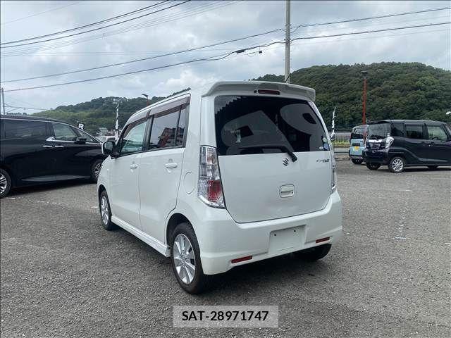 Suzuki WAGON R 2011-11 8211095-3