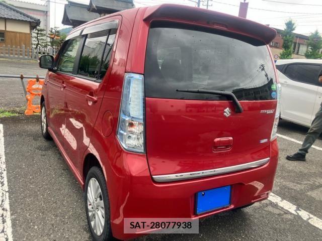 Suzuki WAGON R 2014-08 8232480-4