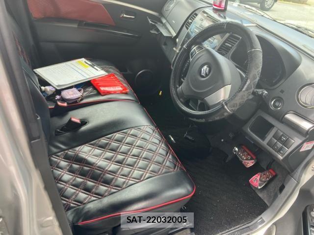 Suzuki WAGON R 2009-07 8247210-11