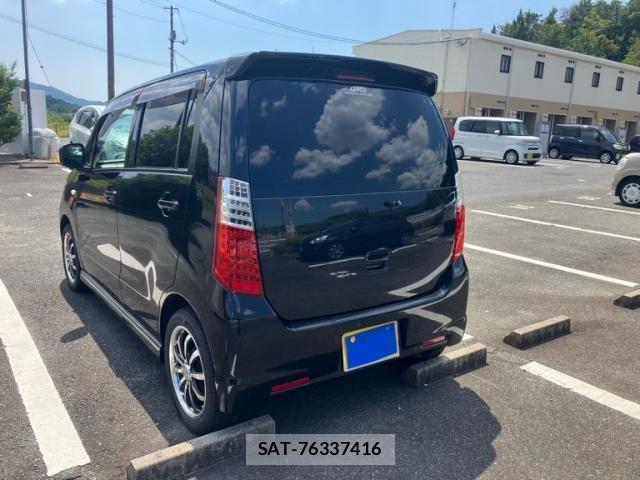 Suzuki WAGON R 2012-03 8318198-3