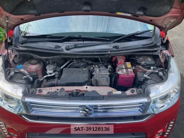 Suzuki WAGON R 2015-12 8318212-5