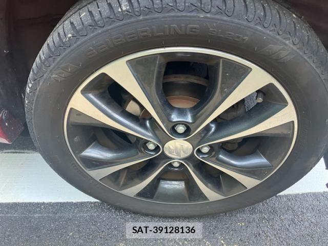 Suzuki WAGON R 2015-12 8318212-8