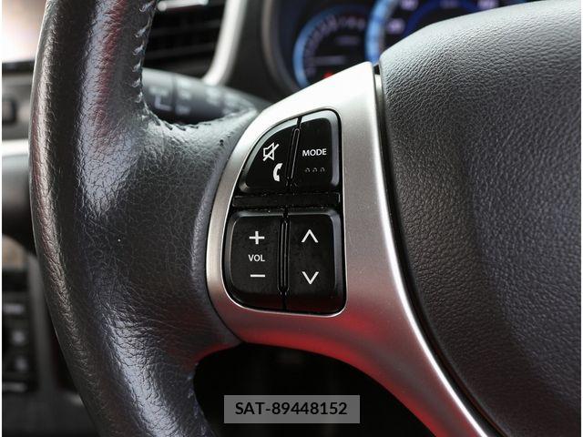 Suzuki WAGON R 2015-01 8318208-9