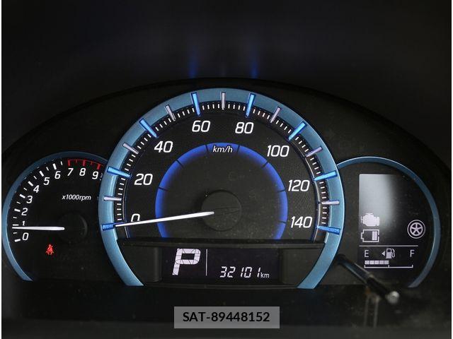 Suzuki WAGON R 2015-01 8318208-10