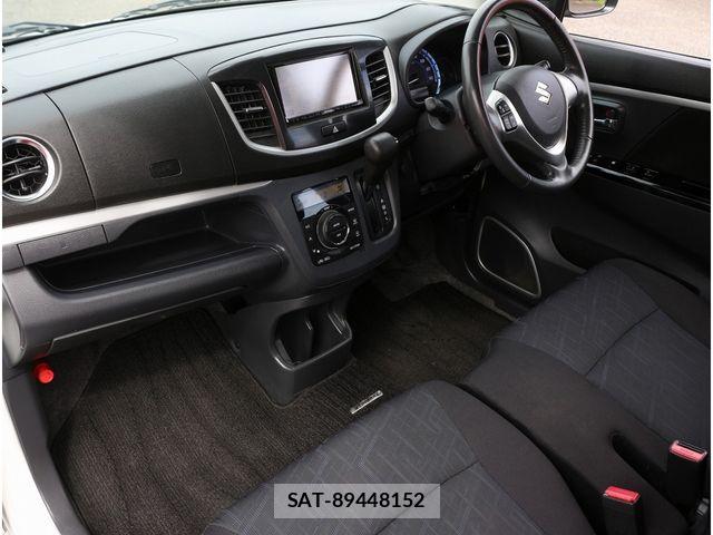 Suzuki WAGON R 2015-01 8318208-17