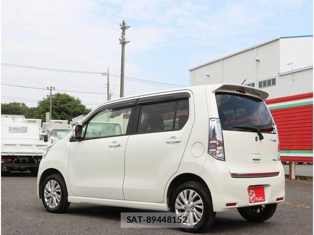 Suzuki WAGON R 2015-01 8318208-27