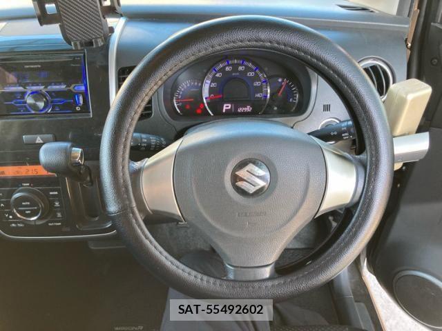 Suzuki WAGON R 2011-03 8318214-16