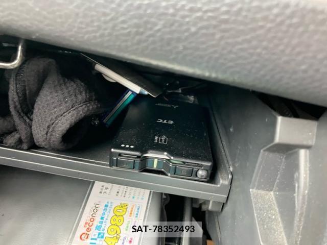 Suzuki WAGON R 2010-12 8318213-20