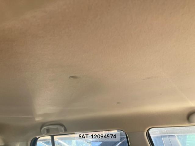 Suzuki WAGON R 2013-02 8318210-13