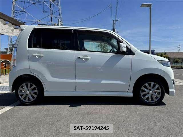 Suzuki WAGON R 2011-10 8318211-11