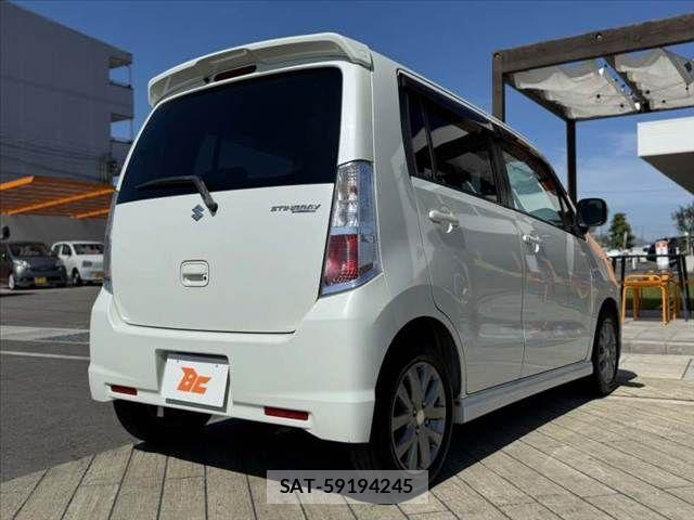 Suzuki WAGON R 2011-10 8318211-14