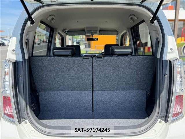 Suzuki WAGON R 2011-10 8318211-19
