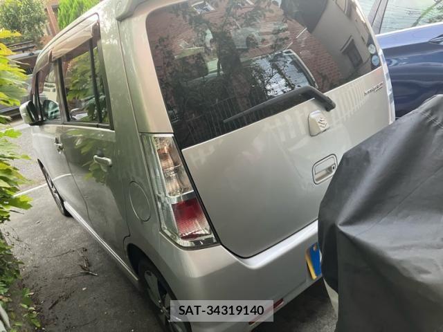 Suzuki WAGON R 2011-10 8338565-7