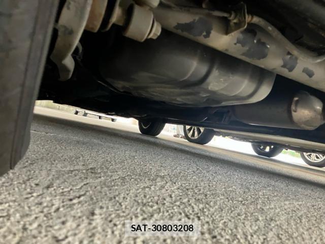 Suzuki WAGON R 2015-08 8338566-9
