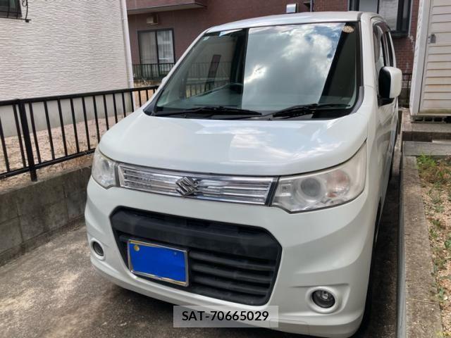 Suzuki WAGON R 2013-12 8338564-1