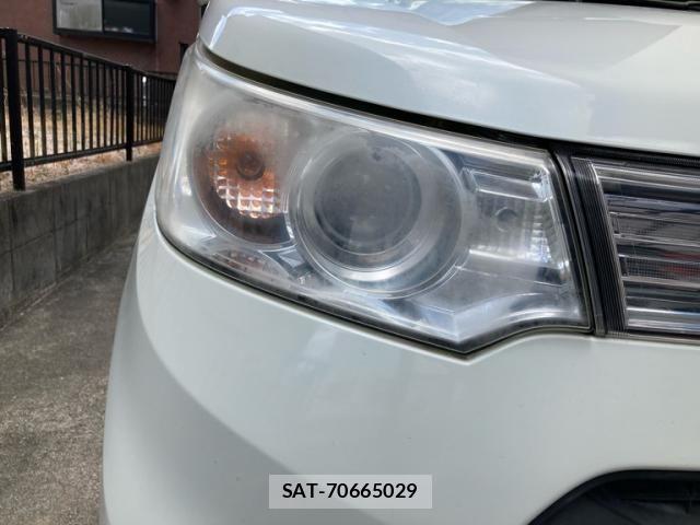 Suzuki WAGON R 2013-12 8338564-6