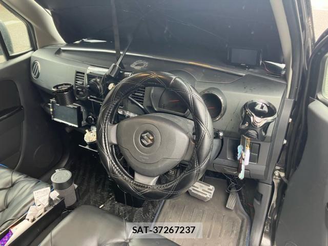 Suzuki WAGON R 2007-12 8338569-12