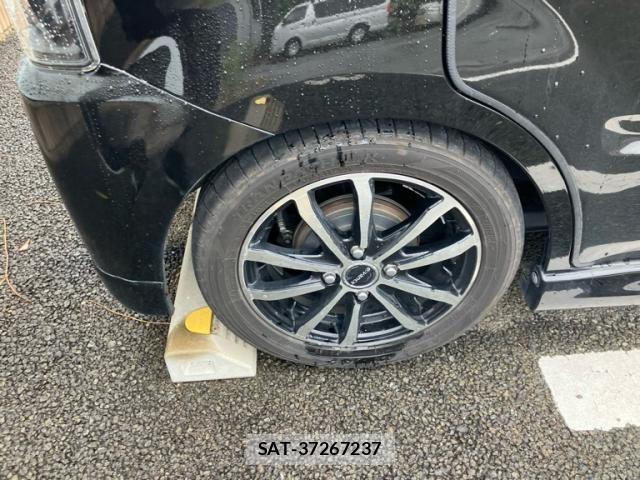 Suzuki WAGON R 2007-12 8338569-7