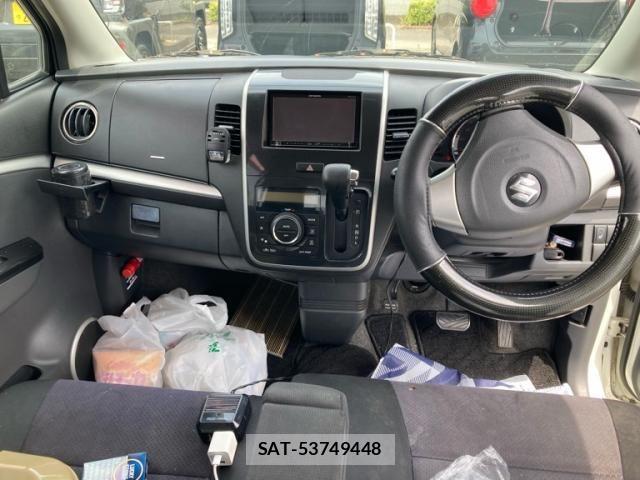 Suzuki WAGON R 2012-02 8369875-11