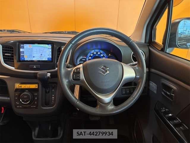 Suzuki WAGON R 2016-01 8369870-1