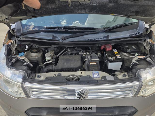 Suzuki WAGON R 2013-09 8369874-18