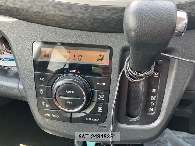 Suzuki WAGON R 2013-07 8372404-23