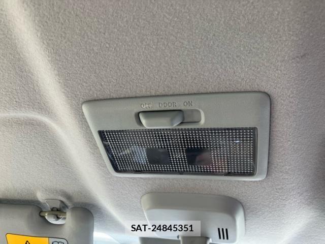 Suzuki WAGON R 2013-07 8372404-24