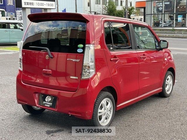 Suzuki WAGON R 2013-08 8415960-2