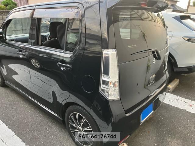 Suzuki WAGON R 2014-07 8415962-3