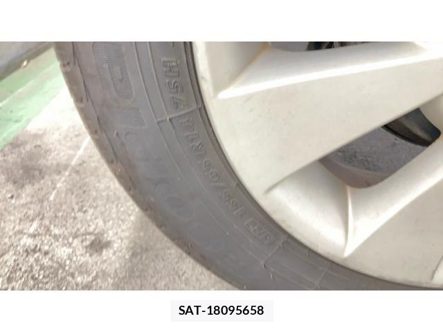 Suzuki WAGON R 2010-11 8415970-9