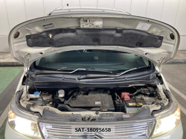 Suzuki WAGON R 2010-11 8415970-14